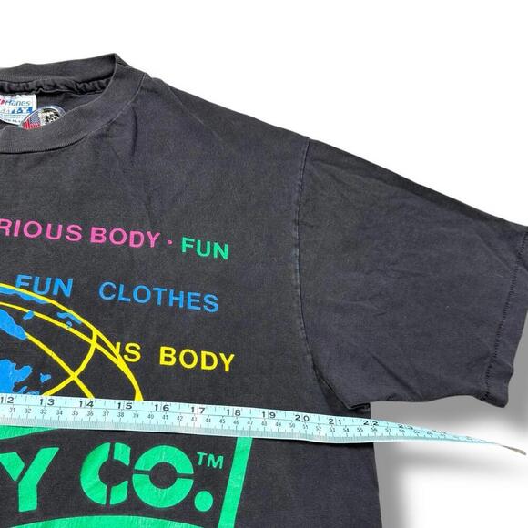 Vintage The Body Co T-Shirt XL 90s Fun Clothes Serious Body Globe Graphic Hanes - Picture 7 of 8